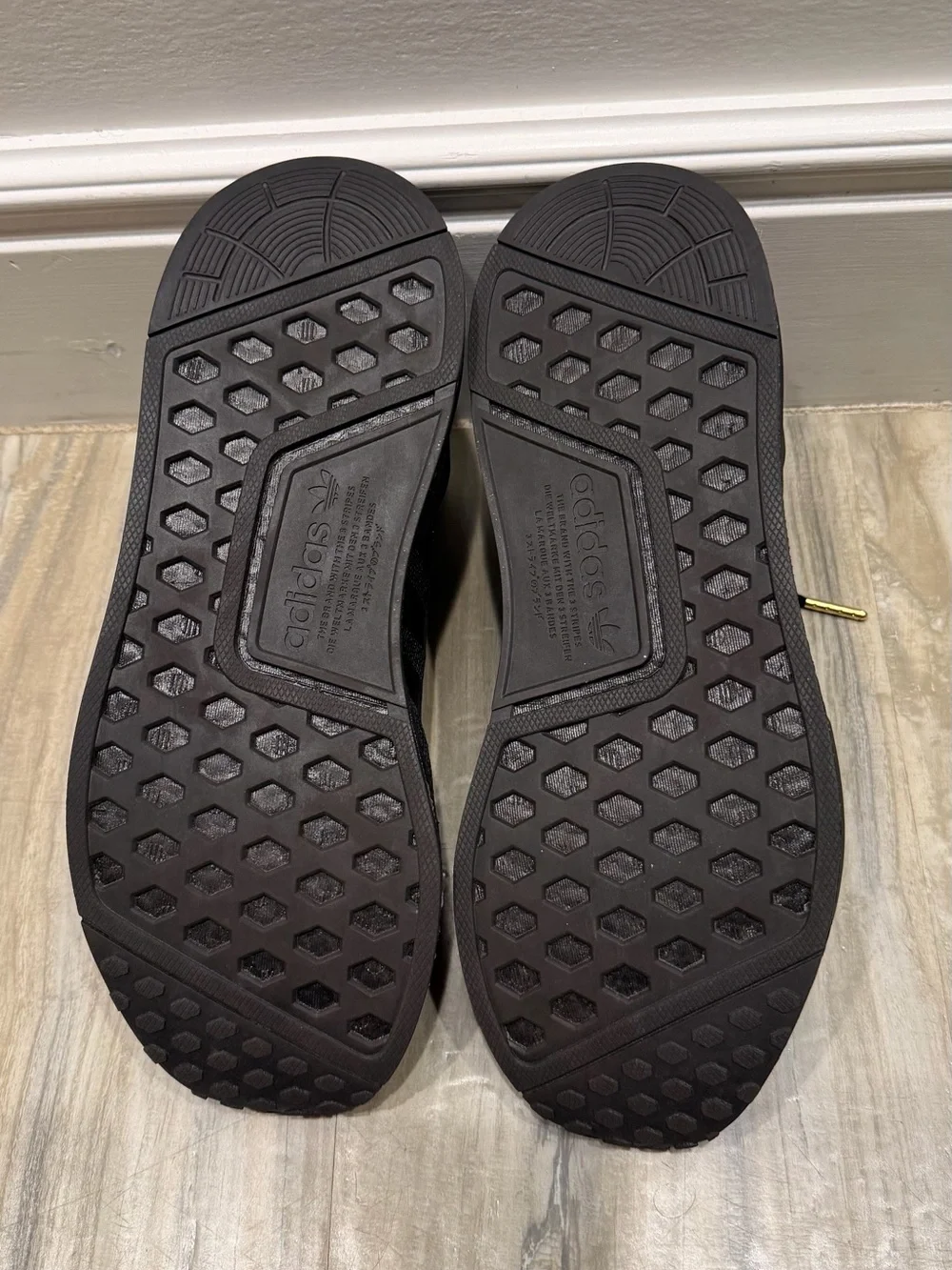 Adidas Originals NMD_R1 V2